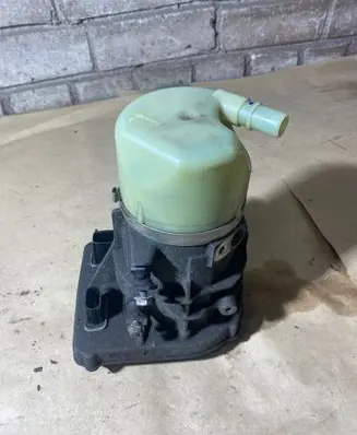 Ford Mondeo MK IV Power steering pump 6G913K514