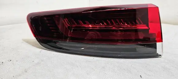 Renault Megane IV Rear/tail lights 265558565R