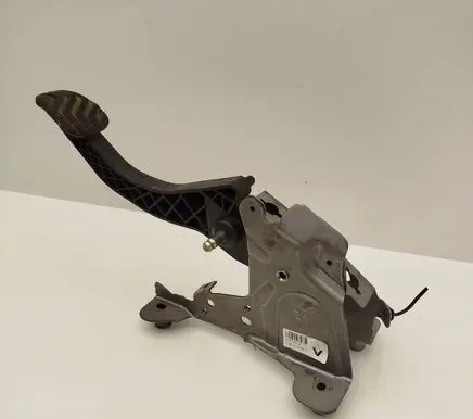 Renault Megane IV Clutch pedal 09636217