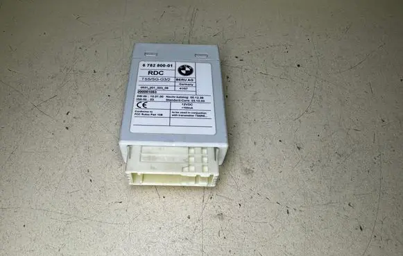 BMW 7 E65 E66 Tire pressure control unit 6782800 678280001 200051053
