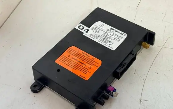 Mercedes-Benz C W204 Bluetooth control unit module A2319003002 A2319012201 2010294