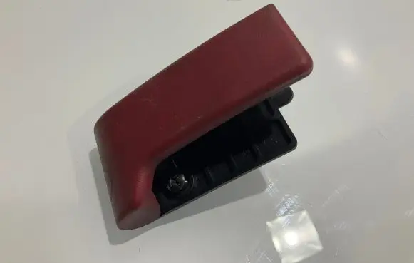 Mercedes-Benz E W211 Engine bonnet (hood) release handle