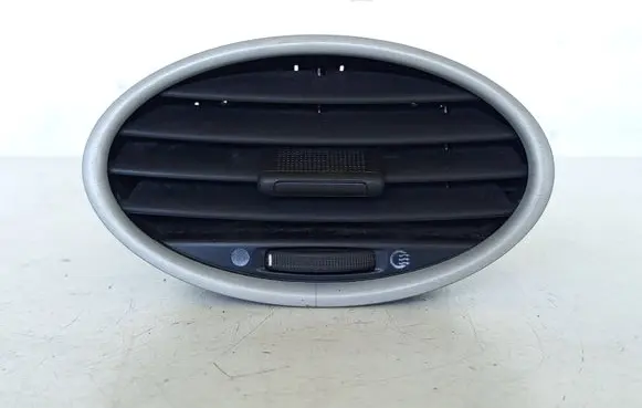 Ford Focus Dashboard side air vent grill/cover trim 4M51A014L21AD 4M51A014L21BC
