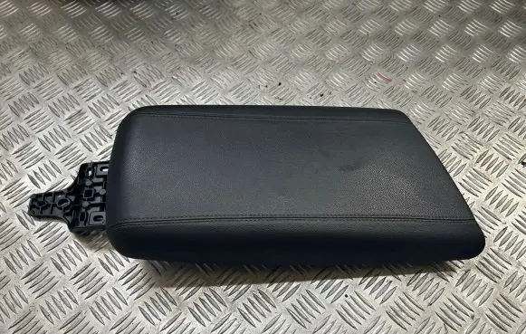 Alfa Romeo Stelvio Armrest