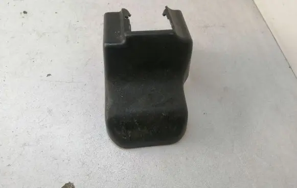 Toyota Prius+ (ZVW40) Front driver seat rail trim 7212847010