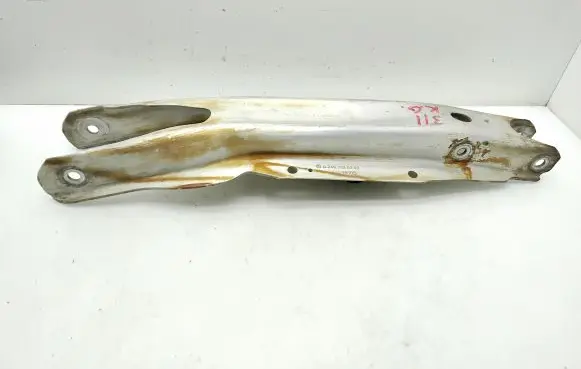 Mercedes-Benz CLA C117 X117 W117 Rear control arm A2463520202 A2463250684