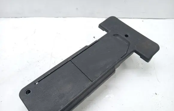 Opel Zafira B Rear/tail light trim molding 13132410