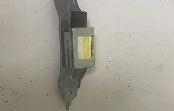 Toyota Prius (XW20) Airbag deployment crash/impact sensor 8983347030