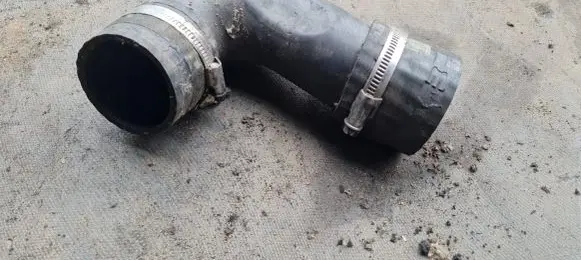 Volvo V70 Intercooler hose/pipe 30696253
