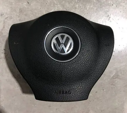 Volkswagen PASSAT B7 Steering wheel airbag 3C8880201AA