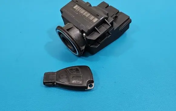 Mercedes-Benz Sprinter W906 Ignition lock A9065454008 IMPRK1571830