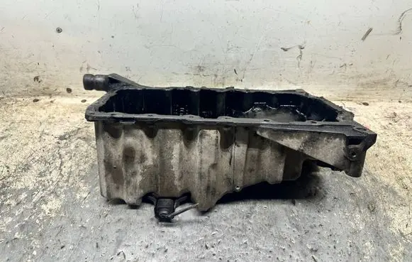 Audi A4 S4 B7 8E 8H Oil sump 03G103603J