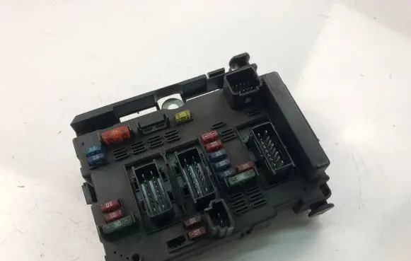 Peugeot 307 Fuse box set 9643538180
