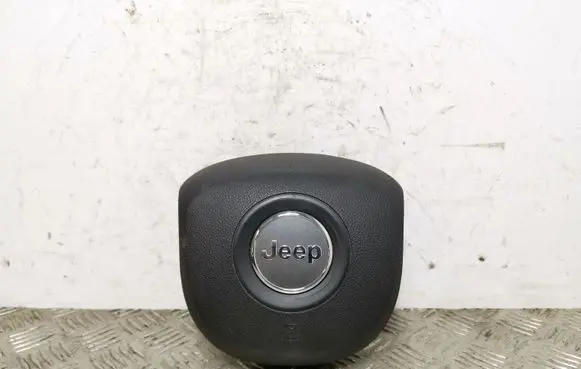 Jeep Cherokee Steering wheel airbag