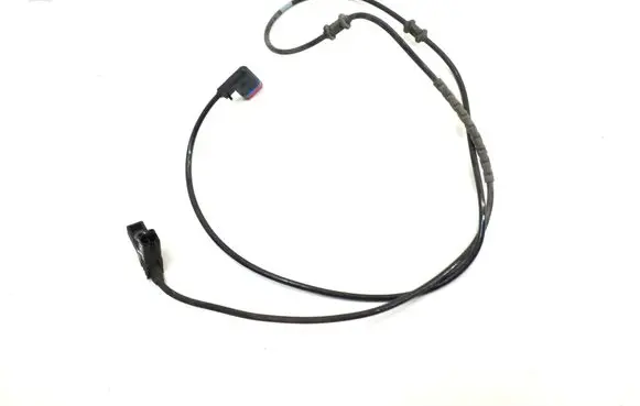 Mercedes-Benz GLK (X204) Brake pads wear sensor A2045404810