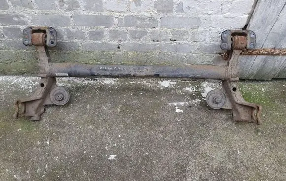 Opel Zafira C Rear axle beam F123293245