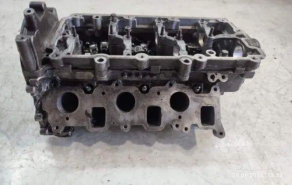 Engine head
