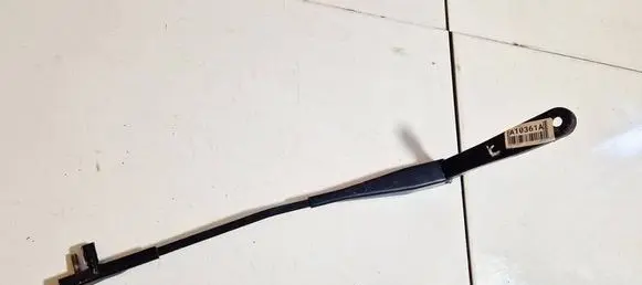 Opel Astra H Front wiper blade arm 13111219