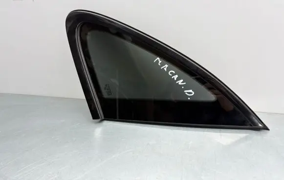 Porsche Macan (95B) Rear side window 95B845298XB
