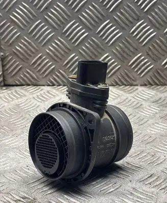 Volkswagen Touran I Mass air flow meter 0281002531 038906461B