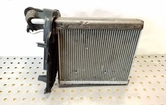 Air conditioning (A/C) radiator (interior)