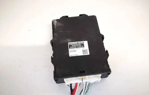 Toyota Auris E180 Gearbox control unit/module 8953512010 89535-12010