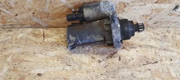 Volkswagen PASSAT B6 Starter motor 02911023M