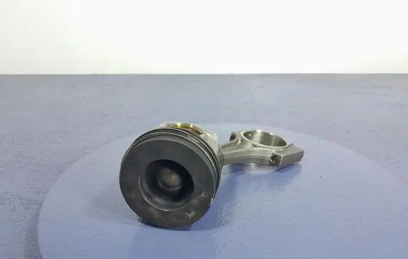 BMW 7 G11 G12 Piston 