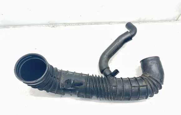 Mercedes-Benz Vito Viano W639 Air intake hose/pipe A6395282582