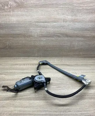 Renault Scenic I Rear door window regulator motor 400314A