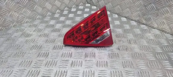 Audi A5 8T 8F Tailgate rear/tail lights 8T0945094A