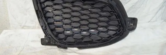Mercedes-Benz SL R231 Front bumper lower grill A2318852700