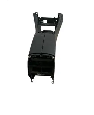 Mercedes-Benz C W206 Center console A2055406865 10102017 DB7A376150