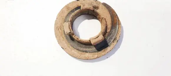 Seat Alhambra (Mk1) Front coil spring rubber mount 
