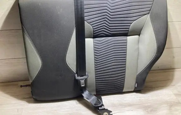 Ford Fiesta Seat trim 8A61B310