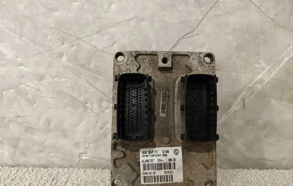 Fiat Stilo Engine control unit/module ECU 6160052709 55181521 2LJN6CT2C
