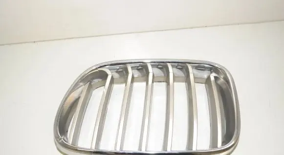 BMW X3 F25 Front bumper upper radiator grill 7210725 51117210725