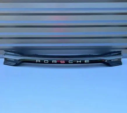 Porsche Macan (95B) Tailgate rear/tail lights 95B945208P 312625 T95B207