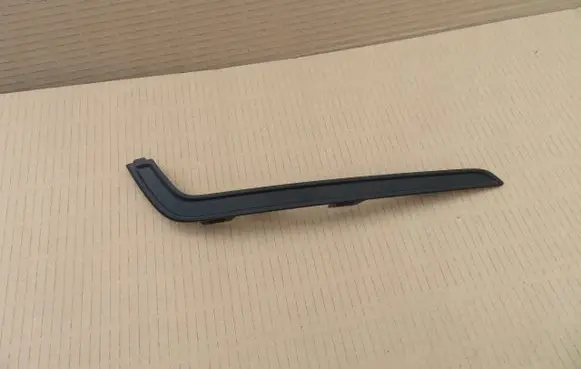 Volvo S60 Front bumper splitter molding 31455649