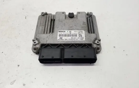 Hyundai ix35 Engine control unit/module 391012F250 0281016675