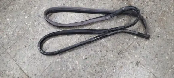 Audi A8 S8 D2 4D Front door rubber seal 