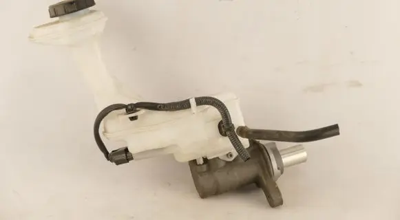 Nissan X-Trail T32 Master brake cylinder 789380 D60104BA1A