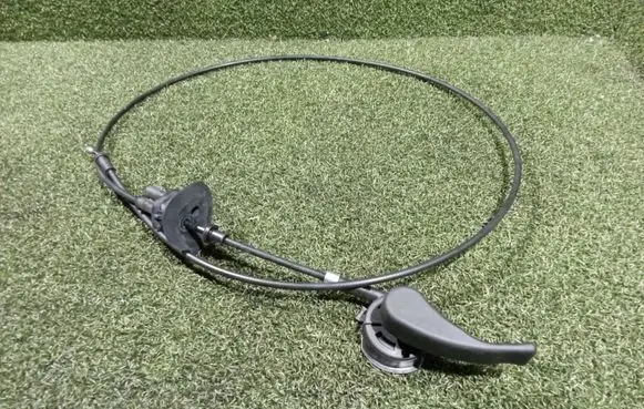 Renault Trafic III (X82) Engine bonnet (hood) release handle