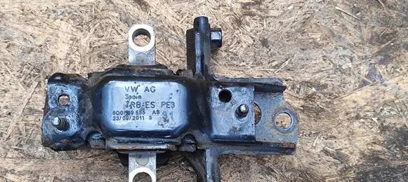 Audi A1 Engine mount bracket 6Q0199555 23092011