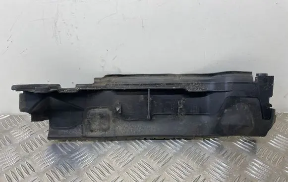 Audi RS7 C7 Intercooler air guide/duct channel 4G0121284AP