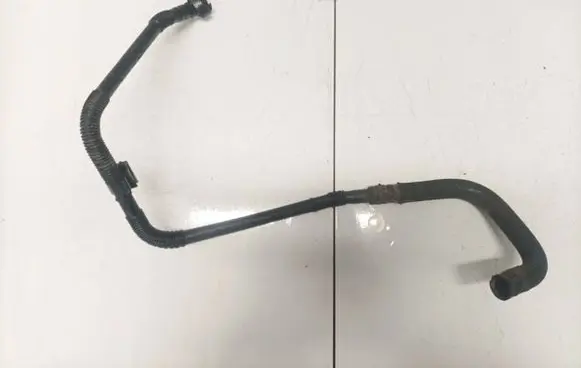 Peugeot 3008 I Engine coolant pipe/hose