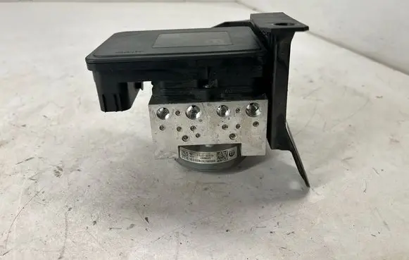 Dodge Hornet ABS Pump 00505747820 10022027744 68667710AA