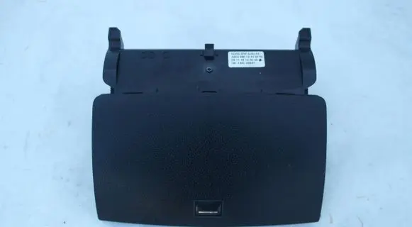 Mercedes-Benz C W204 Screen/display/small screen A2046801231 091118140045 W204ZDE