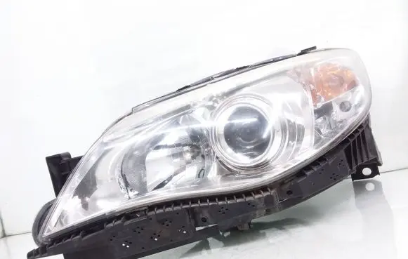 Subaru Impreza III Headlight/headlamp 9336860