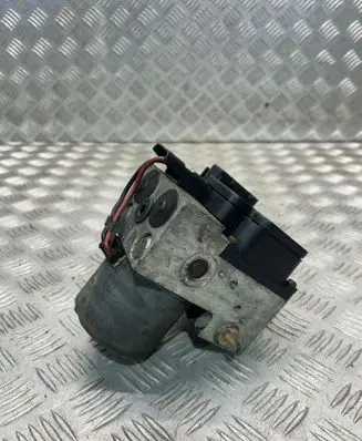 Audi A6 S6 C5 4B ABS Pump 8E0614111T